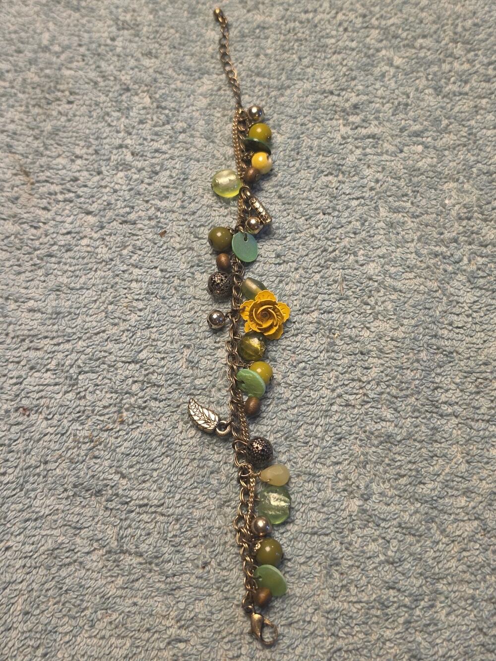 Vintage Bronze Charm Bracelet Green Beaded Yellow Flower Leaf Adjustable 7-8.5"